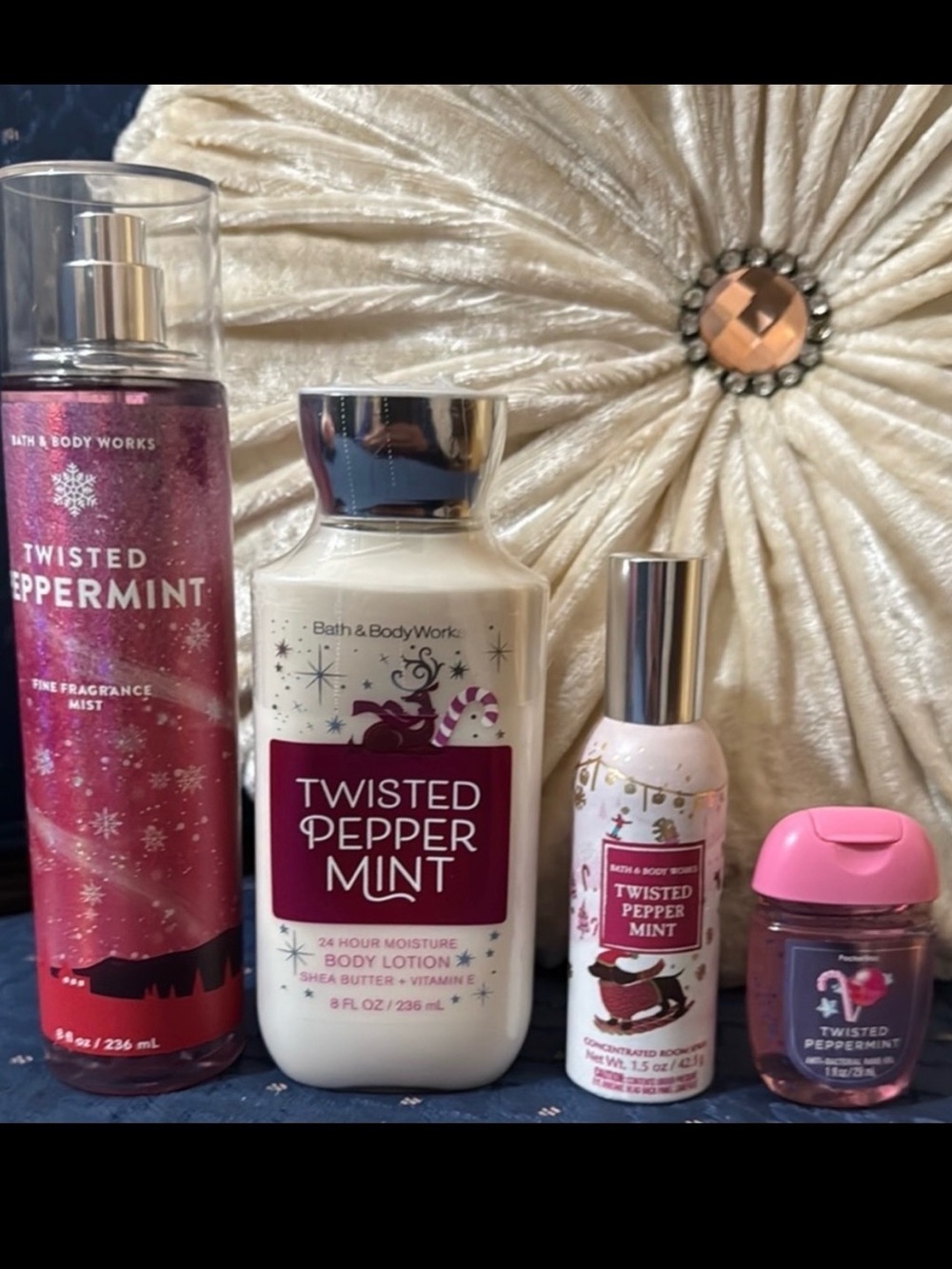 Bath & Body Works Twisted Peppermint Body Lotion & Mist - Pink/White